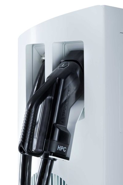 Бърза зарядна станция Legrand ECOTAP DC120